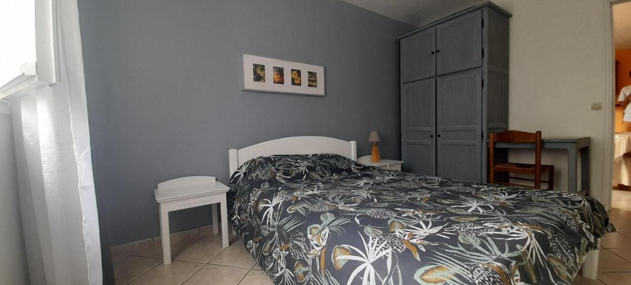 Chambre D'Hote Magdeleine Le Guillaume エクステリア 写真